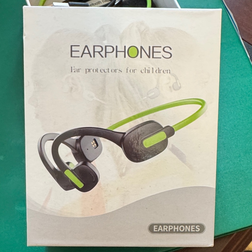 Children's Ear Protectors with Green Accents